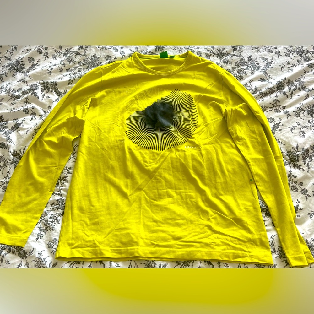 Boss Men’s Long Sleeve Crew Neck Shirt Size XL in great condition